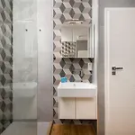 New Comfort 569 By Bookinghost وارسو