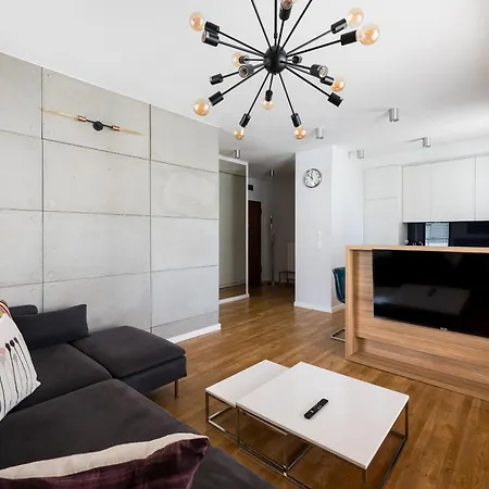 New Comfort 569 Apartment Warsaw