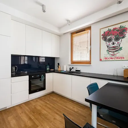 New Comfort 569 By Bookinghost ワルシャワ